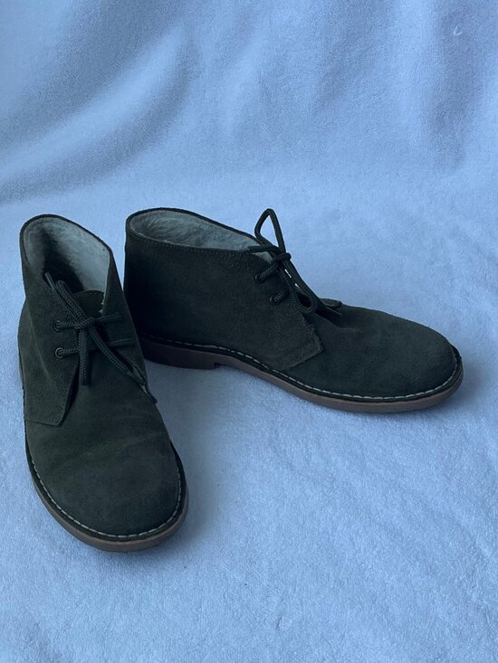 Men\'s Made in Spain, Suede, Fleece lined, Chukka Shoes, Size 9 main image 4